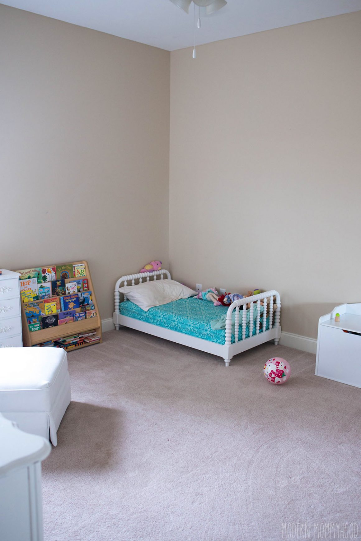 Toddler Room Before Photo