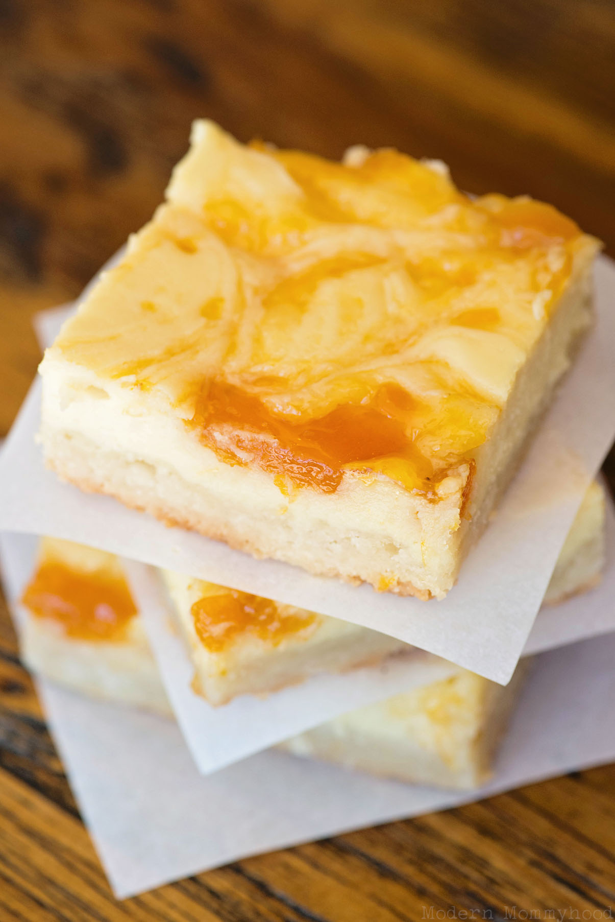Peaches and Cream Cheesecake Bars Modernly