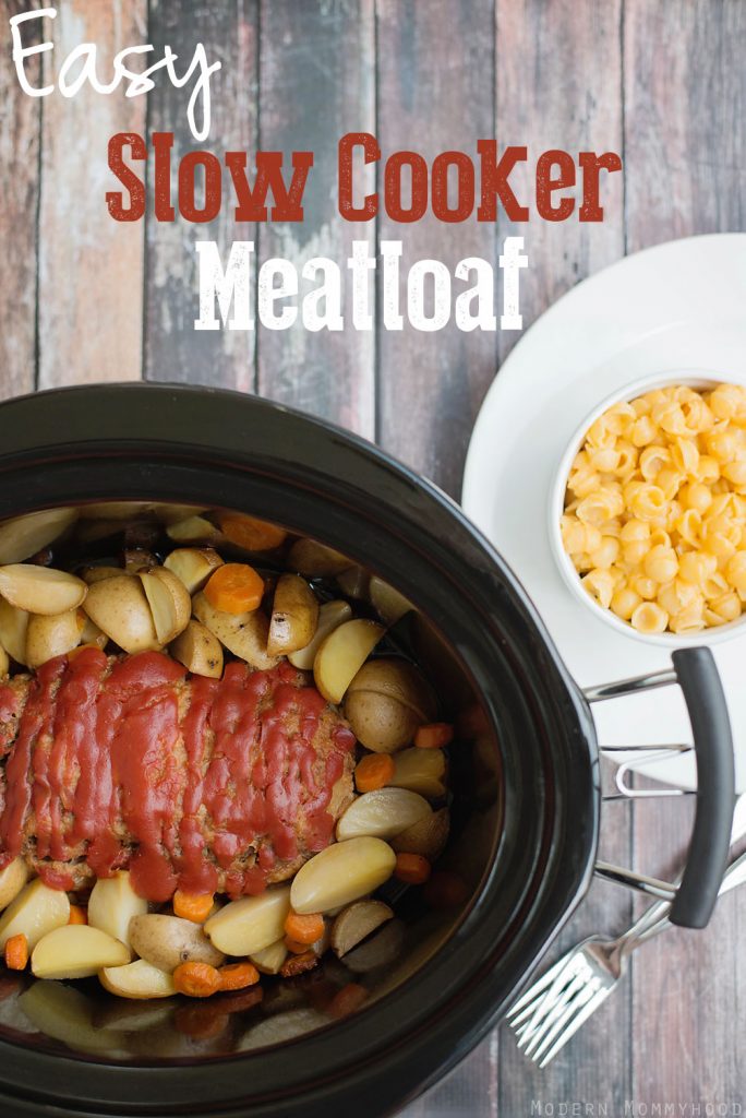 Easy Slow Cooker Meatloaf Recipe - Nothing beats an easy home cooked meal and this meatloaf is an easy crock pot meal for a busy day! Made with crunchy panko crumbs and ketchup, it's delicious!