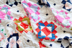 Framed Folk Quilt - a fat quarter friendly quilt pattern by Modernly Morgan