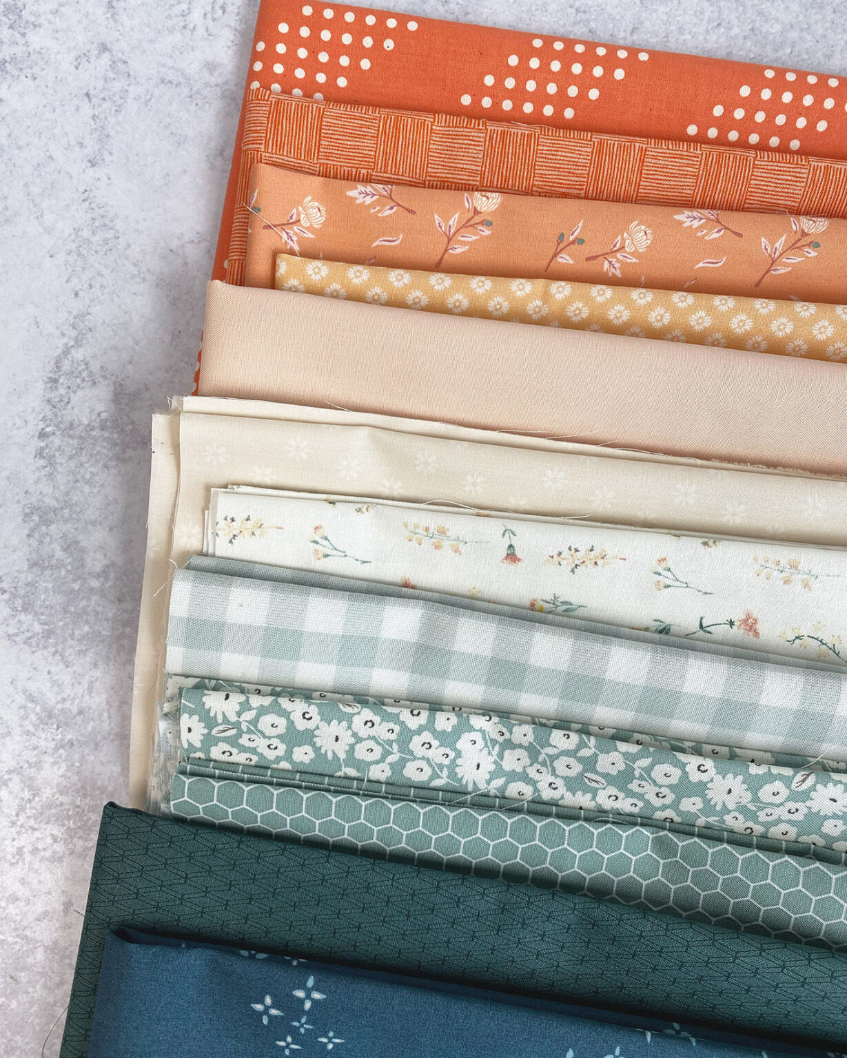 Cozy Cabin Quilt Along Modernly