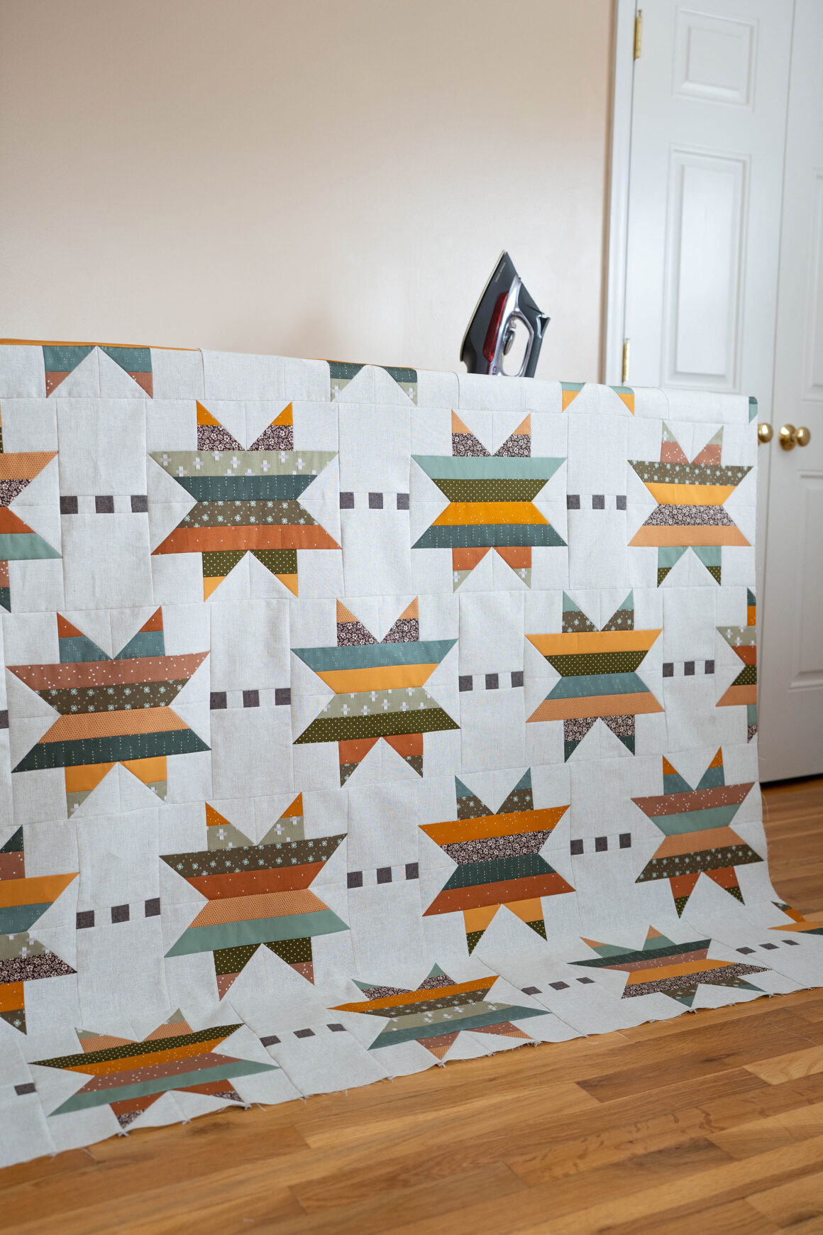 Spaced Out Quilt Pattern - Fat Quarter and 1/4 yard friendly - by Modernly Morgan - Neutral Quilt colors