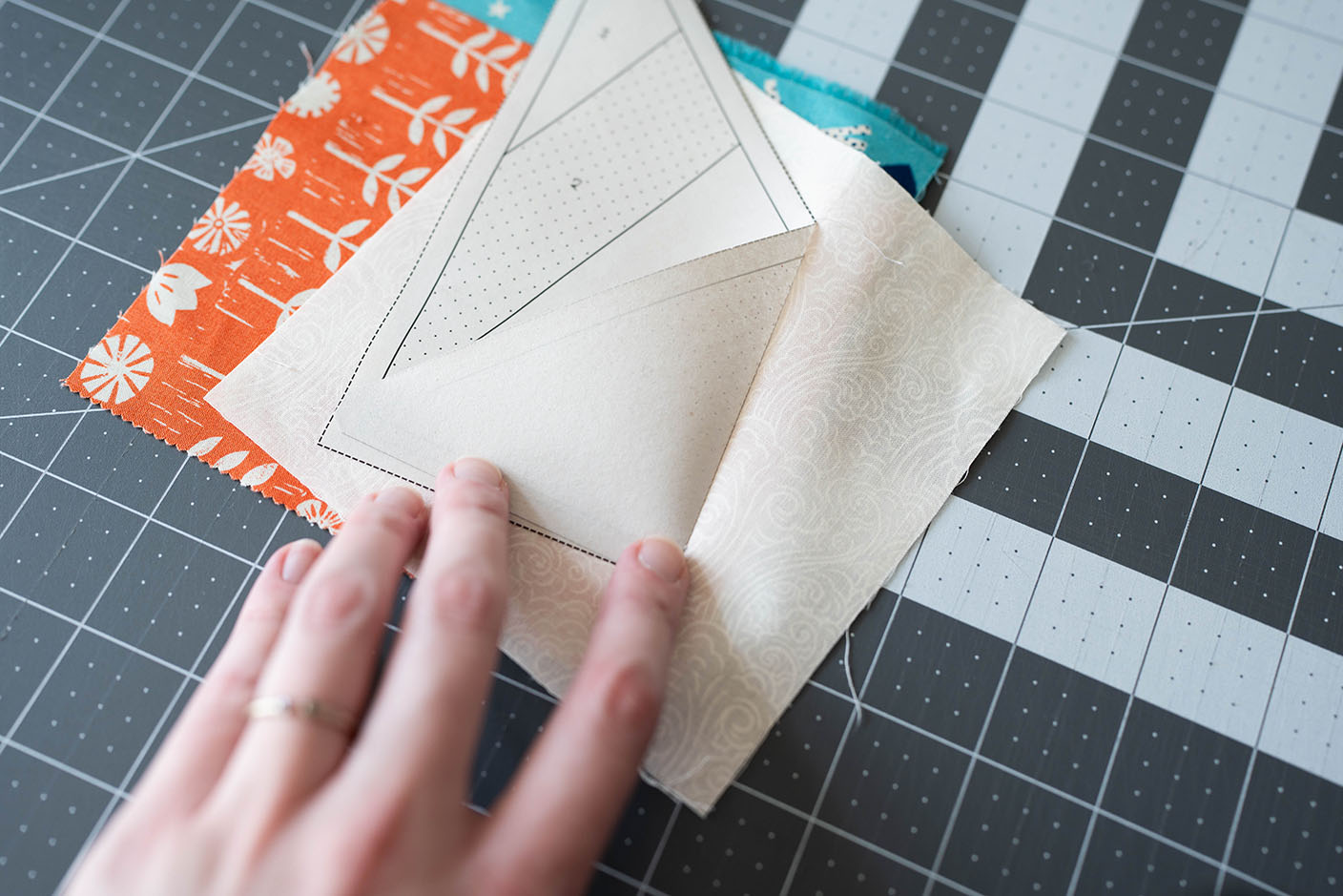 How to Foundation Paper Piece - A Tutorial - Modernly Morgan
